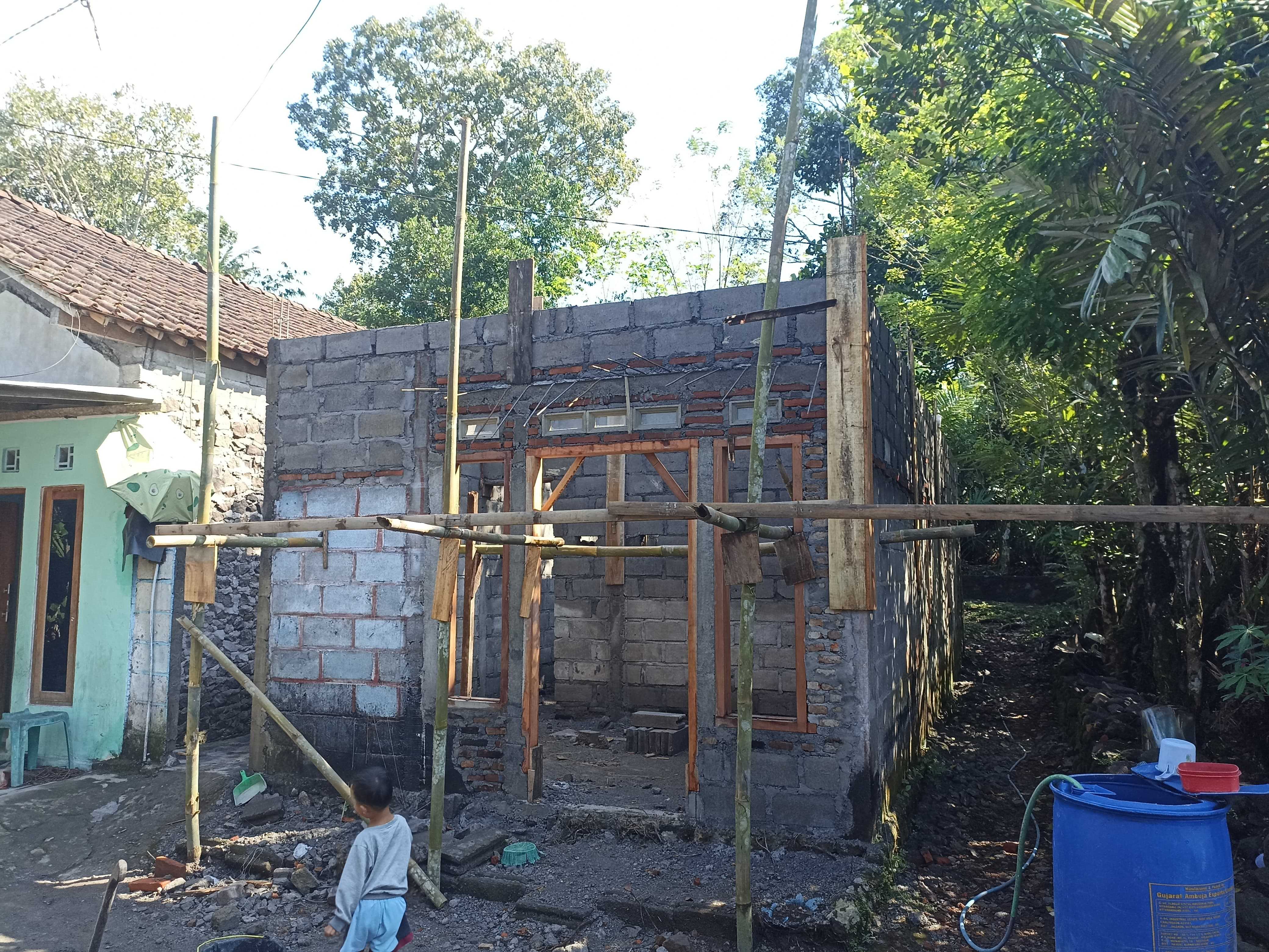 Foto Rumah 50% PONIDI SARMANTO